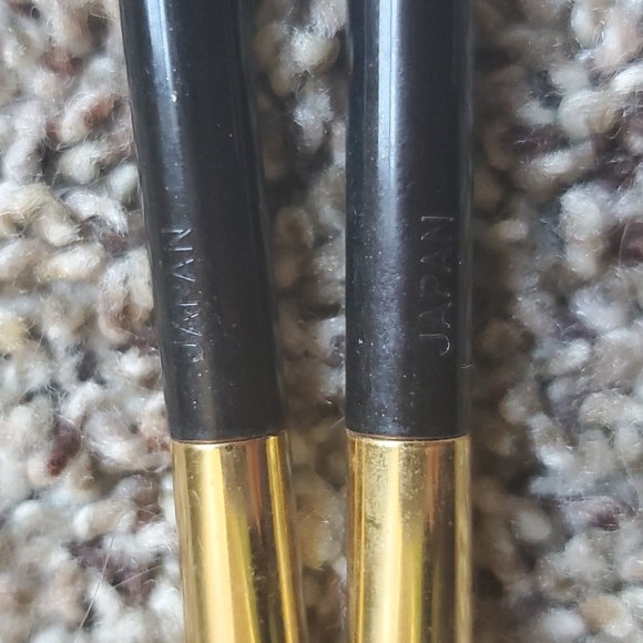 Tom Ford Flat Eye Shadow Brush 03 - Picture 4 of 6